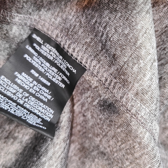 Voyage Hooded Windbreaker NWT - Picture 5 of 5